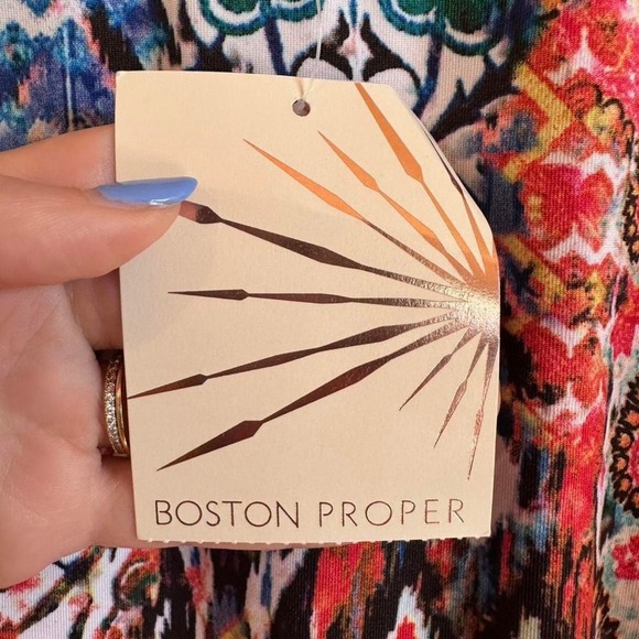 NWT Boston Proper Colorful Paisley Tunic Top Size XS Boho Hippie Cold Shoulder - Picture 6 of 8